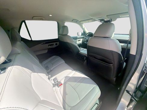 Certified 2025 Honda Pilot EX-L image 29