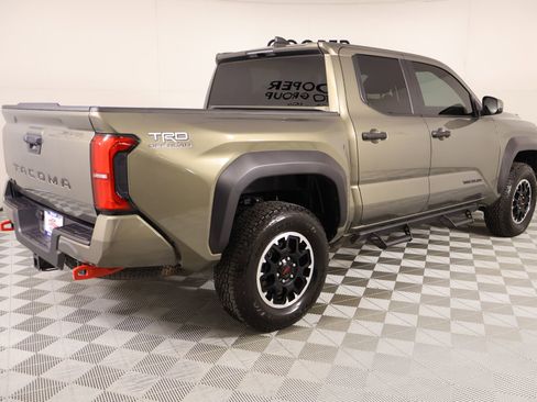 Used 2025 Toyota Tacoma TRD Off-Road image 20