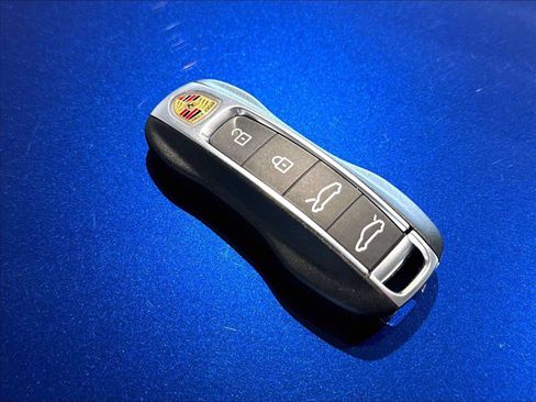 Used 2025 Porsche Taycan AWD/4WD image 35