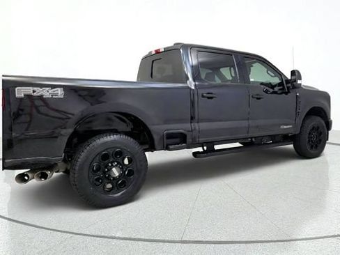 Used 2023 Ford F250 XLT w/ Black Appearance Package AWD/4WD image 9