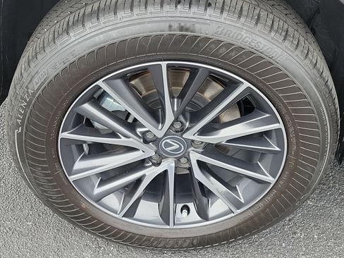 Used 2024 Lexus NX 250 FWD w/ Cold Area Package image 10