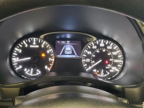 Used 2019 Nissan Pathfinder S AWD/4WD image 21