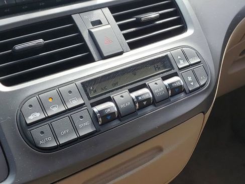 Used 2005 Honda Odyssey EX-L image 26
