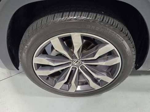 Used 2022 Volkswagen Atlas SEL Premium AWD/4WD image 19