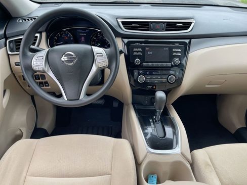 Used 2016 Nissan Rogue SV AWD/4WD image 9