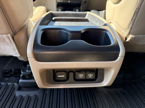 Used 2019 Honda Odyssey EX-L image 16