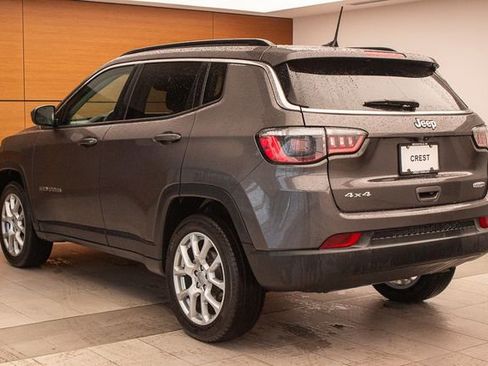 Used 2022 Jeep Compass Latitude image 8