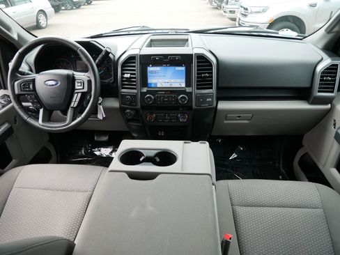 Used 2019 Ford F150 XLT w/ Equipment Group 302A Luxury AWD/4WD image 10