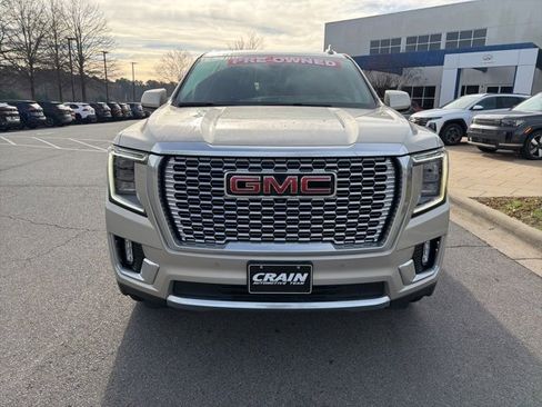 Used 2021 GMC Yukon Denali w/ Denali Premium Package image 2