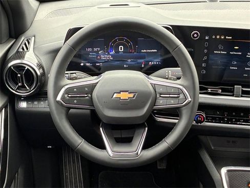 New 2026 Chevrolet Equinox LT w/ Convenience Package II image 21