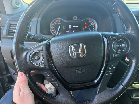 Used 2019 Honda Ridgeline RTL-E image 16