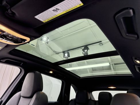 Used 2013 Porsche Cayenne AWD/4WD image 32