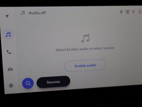 Used 2025 Toyota Camry SE image 24