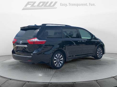 Used 2020 Toyota Sienna Limited Premium AWD/4WD image 9