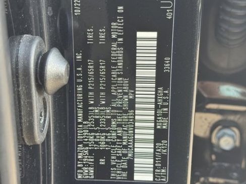 Used 2022 Toyota Corolla Cross LE image 16