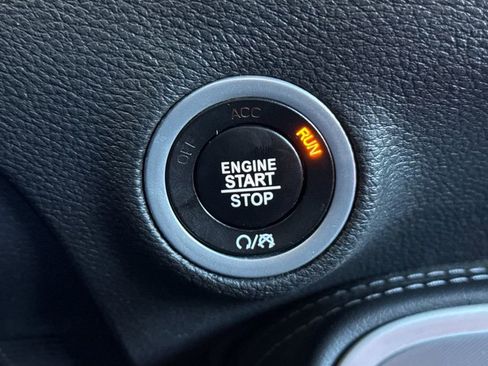 Used 2022 Dodge Challenger SXT w/ Blacktop Package image 30