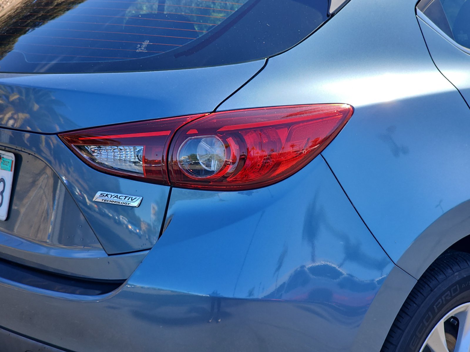 Used 2015 MAZDA MAZDA3 i Touring w/ Technology Package FWD image 11