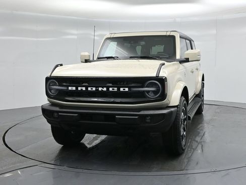 New 2025 Ford Bronco Outer Banks image 56