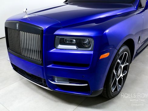 Used 2021 Rolls-Royce Cullinan Black Badge image 38
