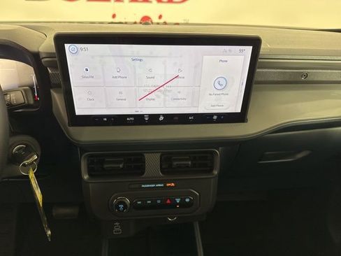 New 2026 Ford Maverick XL image 12