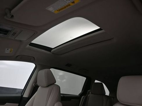 New 2026 Honda Odyssey EX-L image 23
