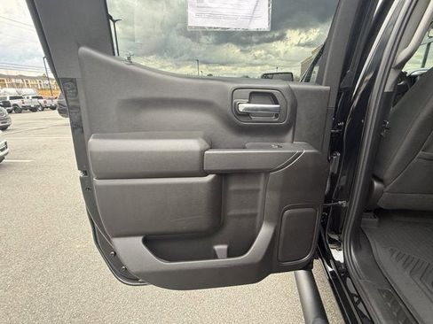 Used 2026 Chevrolet Silverado 1500 Custom w/ Turbomax Blackout Package image 14