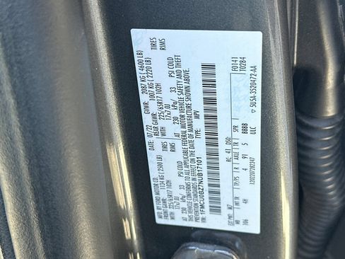 Used 2022 Ford Escape SE FWD image 27