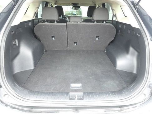 Used 2023 Kia Sportage LX image 14