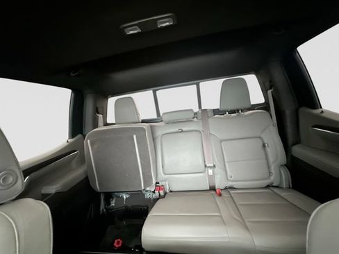 Used 2023 GMC Sierra 1500 SLT AWD/4WD image 21