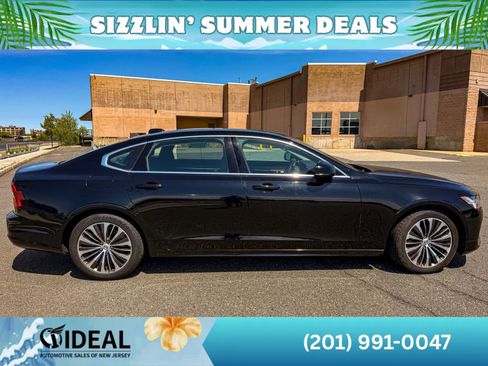 Used 2022 Volvo S90 B6 Momentum AWD/4WD image 9