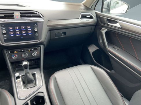 Used 2024 Volkswagen Tiguan Wolfsburg Edition image 29