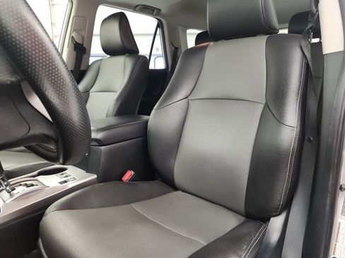 Used 2018 Toyota 4Runner SR5 Premium image 13