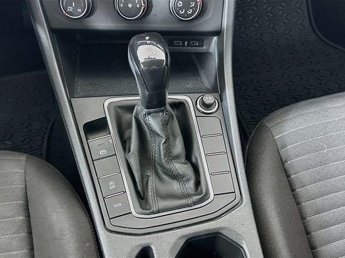 Used 2022 Volkswagen Jetta S FWD image 23