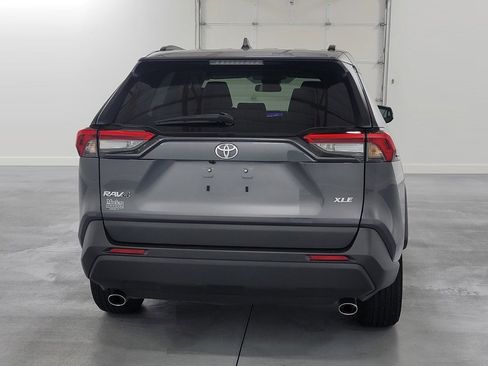Used 2024 Toyota RAV4 XLE image 7