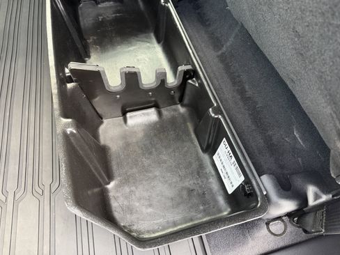 Used 2023 Ford F150 Lariat w/ Equipment Group 502A High image 29