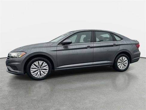 Used 2019 Volkswagen Jetta S w/ Driver Assistance Package image 2