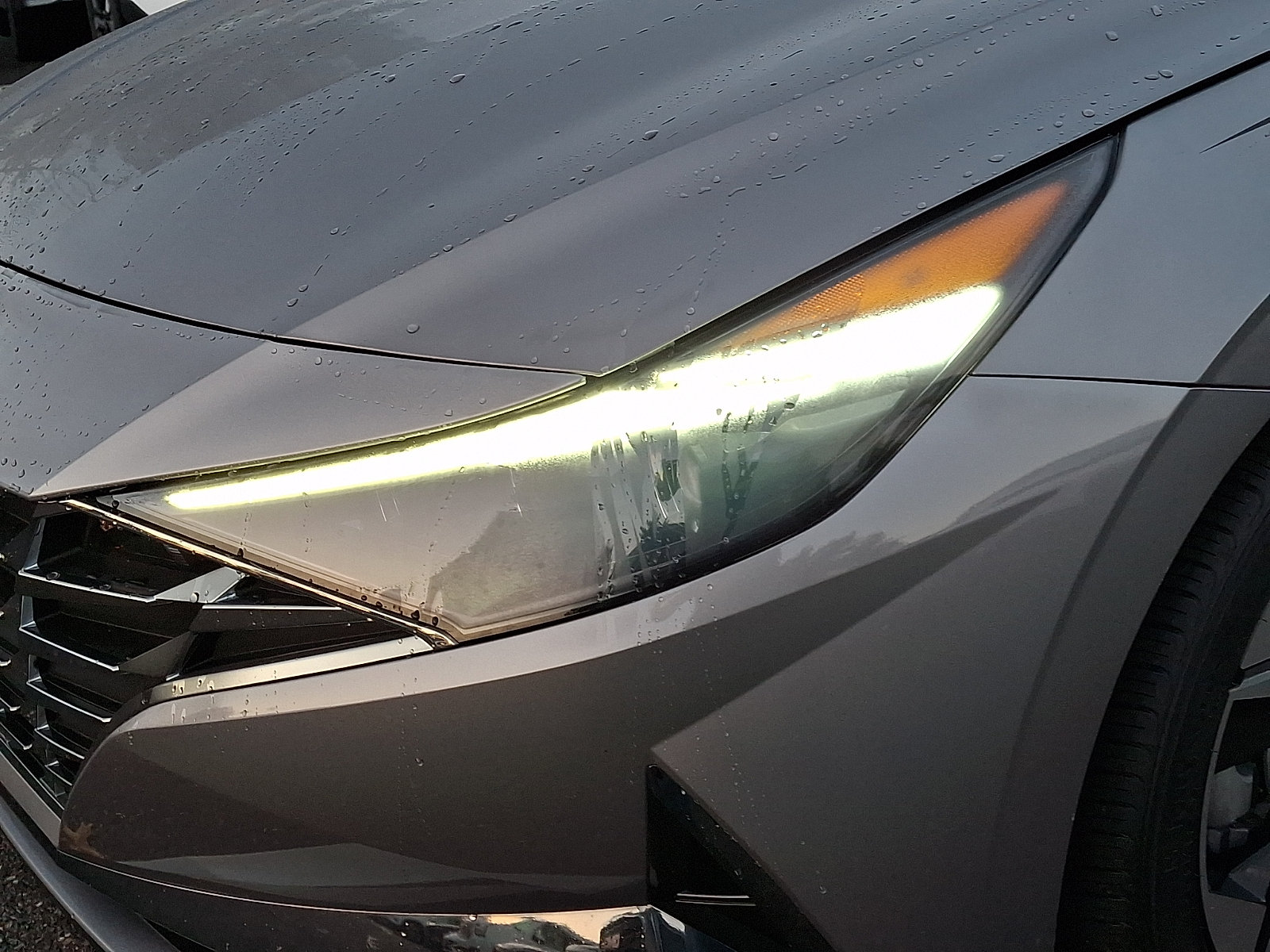 Certified 2023 Hyundai Elantra Limited FWD image 9