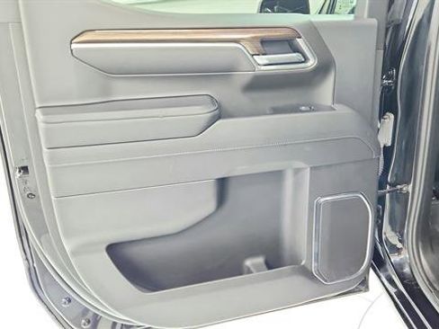 Used 2025 Chevrolet Silverado 1500 LT image 21