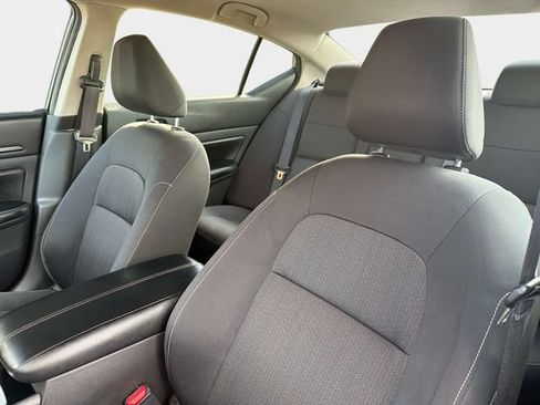 Used 2024 Nissan Altima 2.5 SV FWD image 19