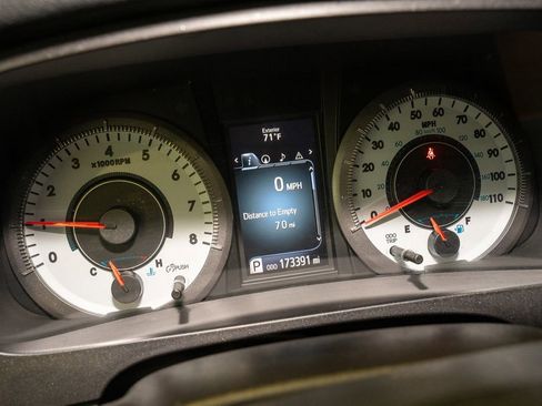 Used 2017 Toyota Sienna SE Premium image 20