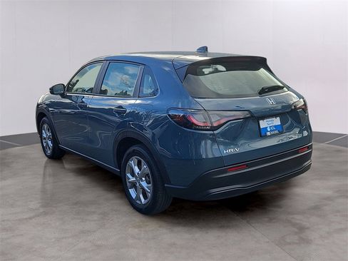 Certified 2023 Honda HR-V LX image 6