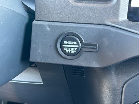 New 2025 Ford Bronco Badlands w/ Sasquatch Package AWD/4WD image 30
