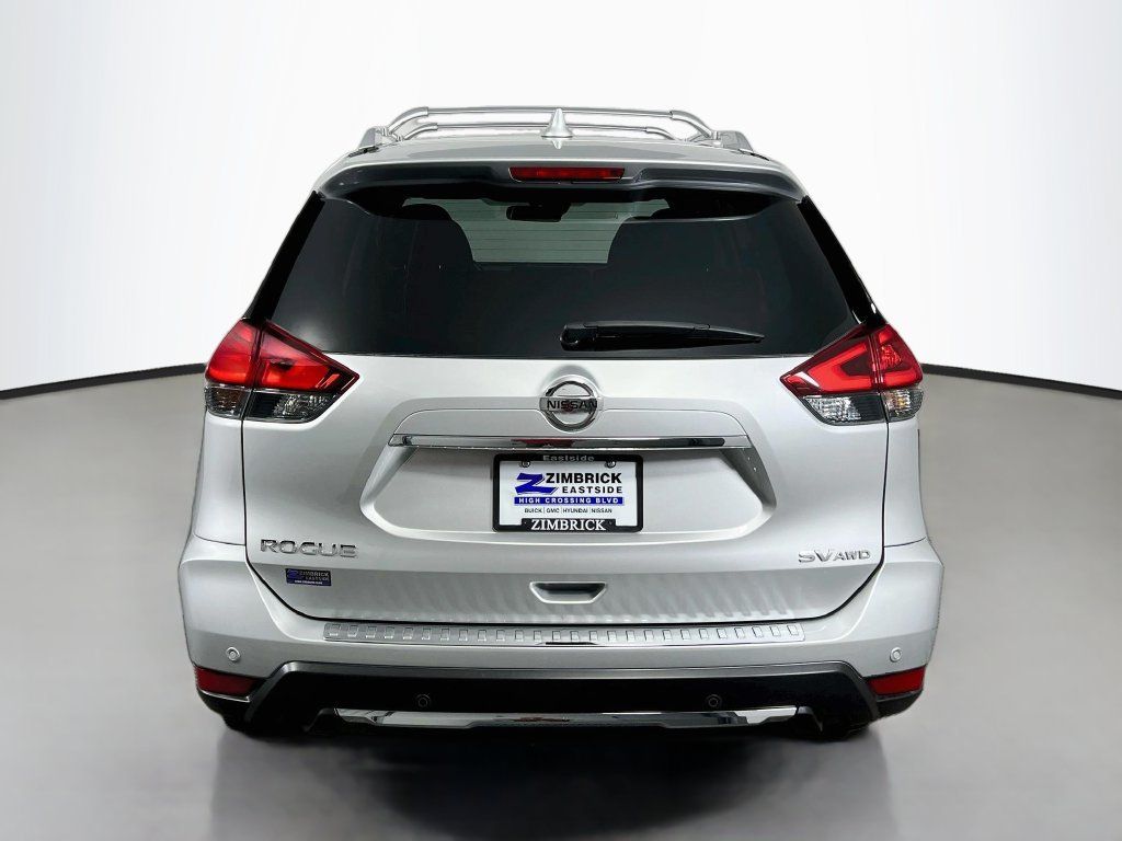 Used 2019 Nissan Rogue SV w/ Premium Package AWD/4WD image 6