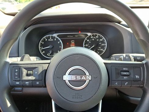 Certified 2024 Nissan Pathfinder S image 19