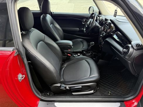 Used 2019 MINI Cooper 2-Door Hardtop FWD image 12