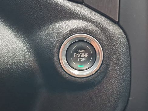 Used 2020 GMC Sierra 2500 AT4 w/ AT4 Premium Package AWD/4WD image 17