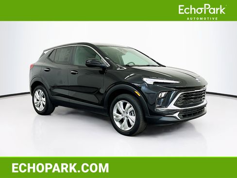 Used 2025 Buick Encore GX Preferred AWD/4WD image 1