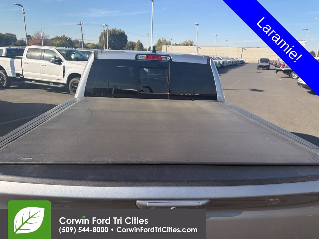 Used 2022 RAM 1500 Laramie AWD/4WD image 7