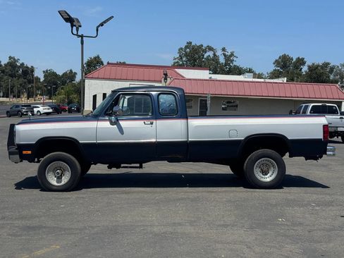 Used 1992 Dodge D/W Truck 250 AWD/4WD image 6