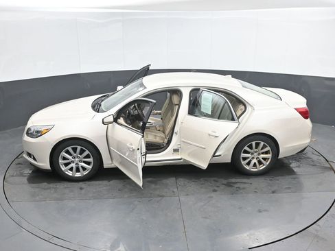 Used 2013 Chevrolet Malibu LT image 41
